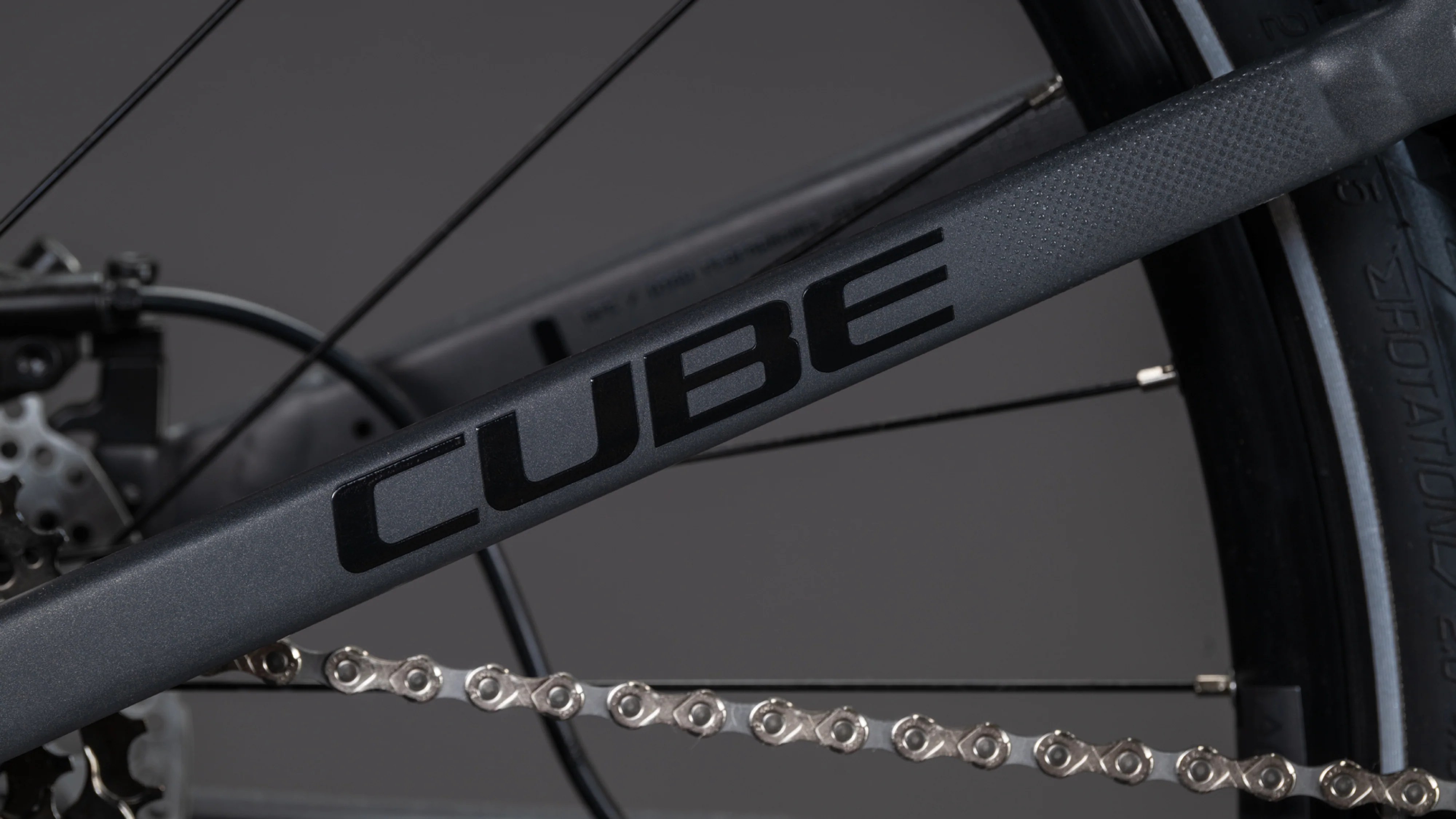 Cube Kathmandu Hybrid ONE11 HPC Pro 800 Easy Entry slabgrey´n´black (2026) - Image 6