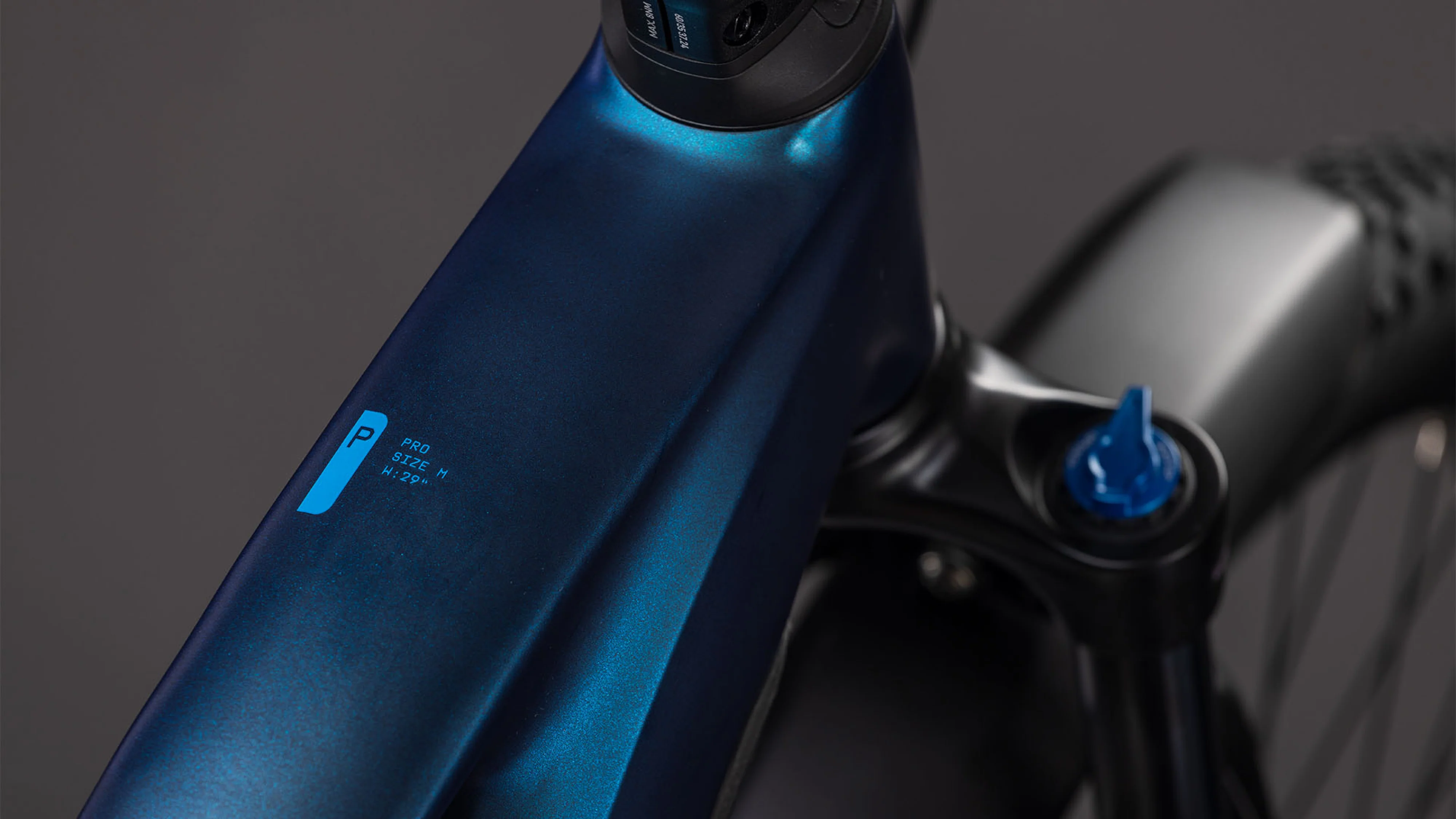 Cube Reaction Hybrid Pro 800 FE nebular´n´dazzle (2026) - Image 2