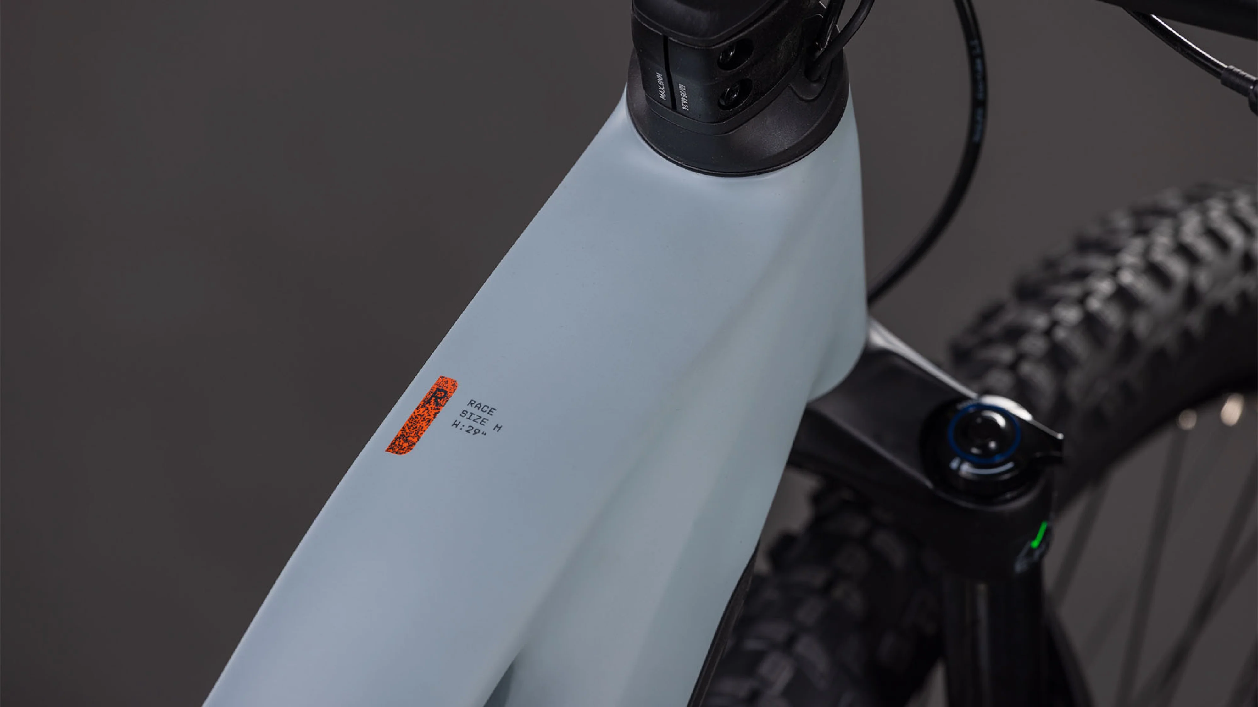 Cube Reaction Hybrid Race 800 vulcan´n´orange (2026) - Image 2