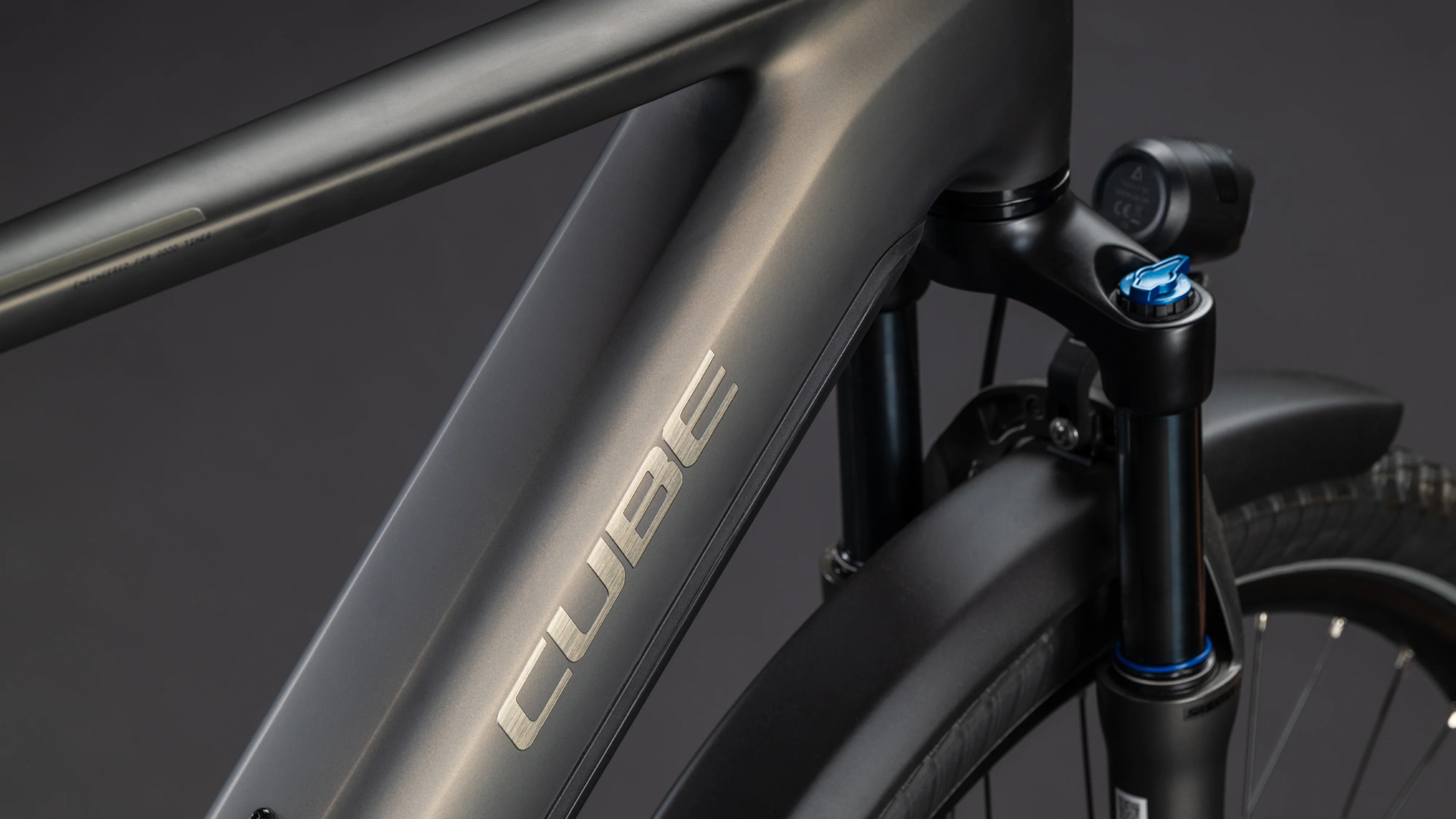 Cube Touring Hybrid Comfort SLX 800 charcoal´n´chrome (2026) - Image 3