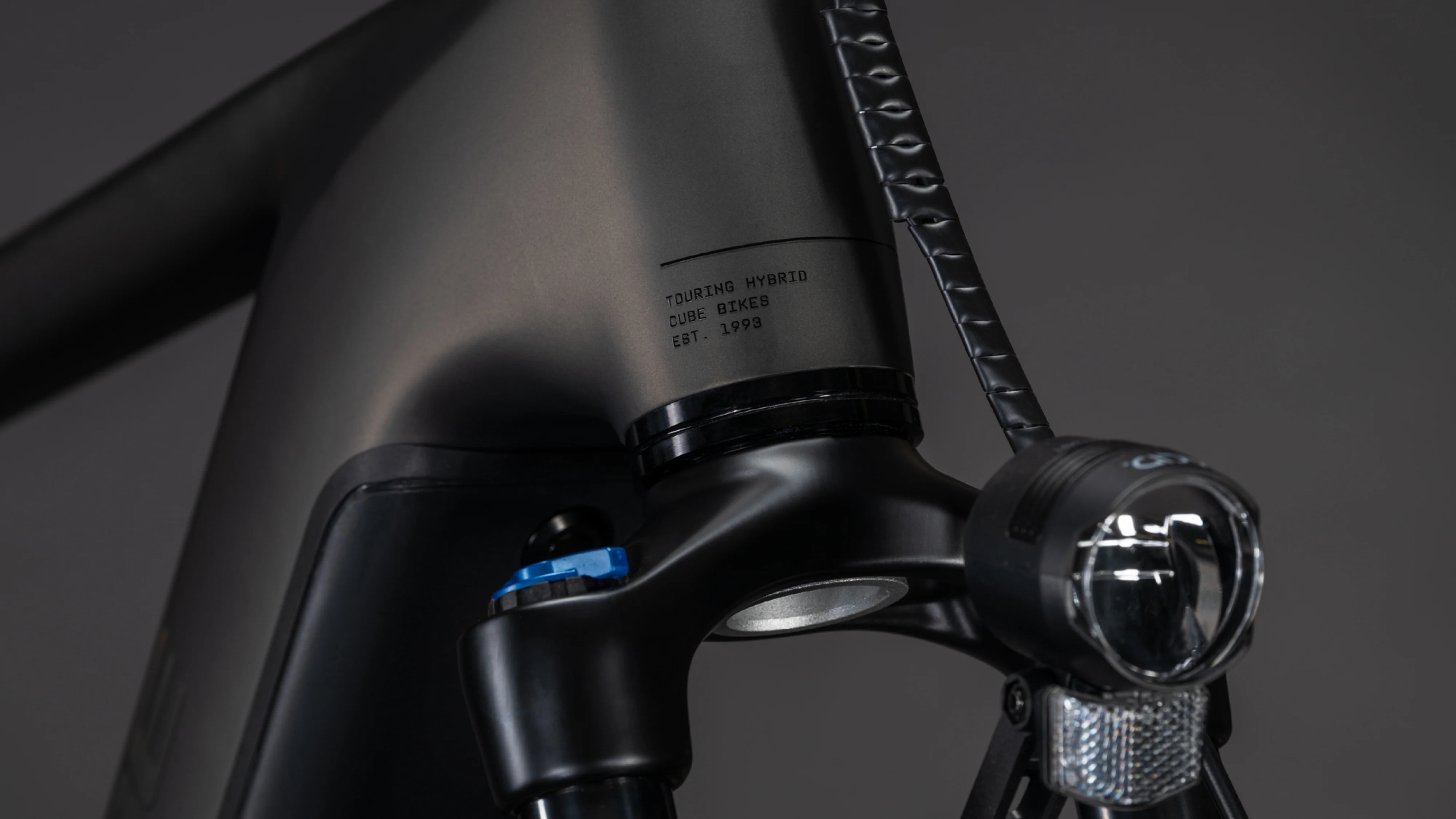 Cube Touring Hybrid Comfort SLX 800 charcoal´n´chrome (2026) - Image 6
