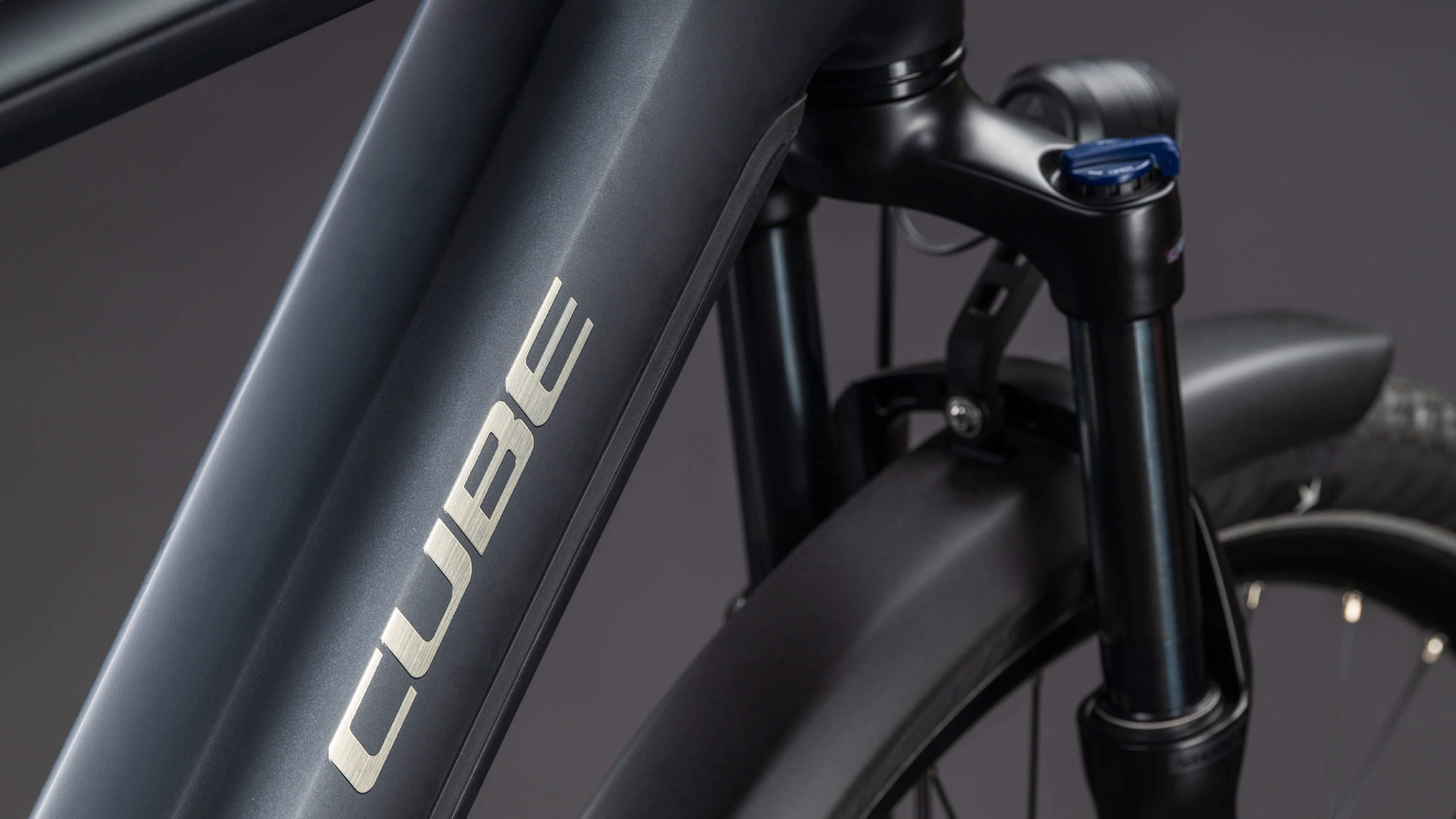 Cube Touring Hybrid ONE 600 coal´n´chrome (2026) - Image 3