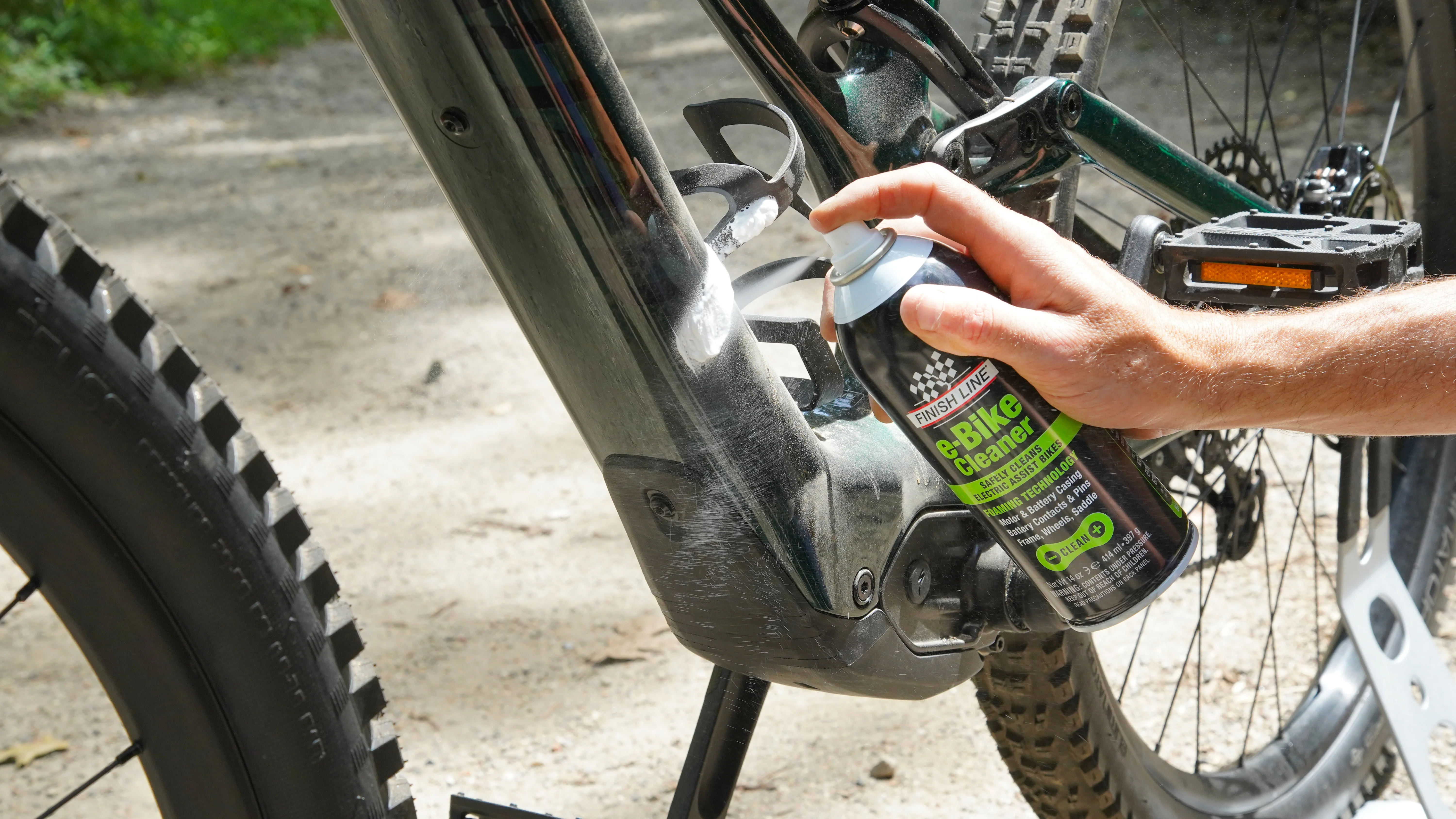 Finish Line E-Bike Reiniger 415ml Aerosol - Image 4