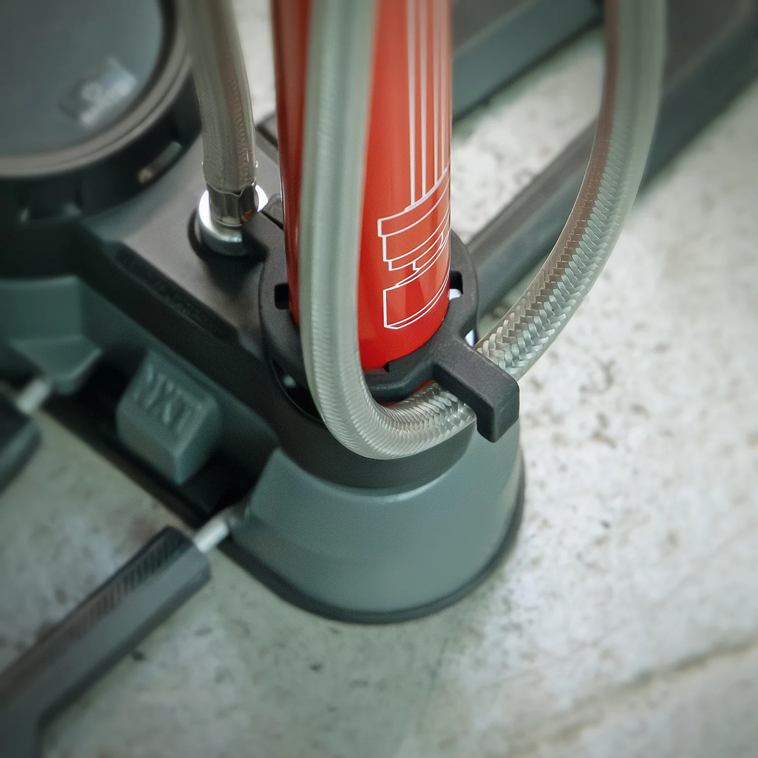 SKS Germany RENNKOMPRESSOR SUSPENSION Standpumpe Orange - Image 7