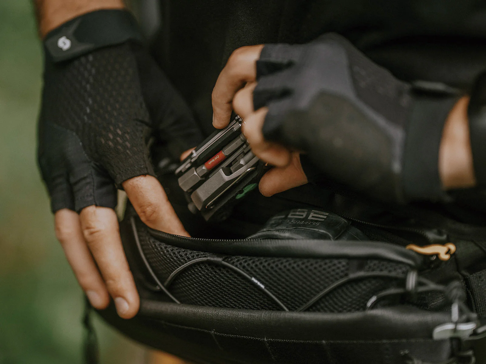 Topeak Hip Pack, Black - Image 4