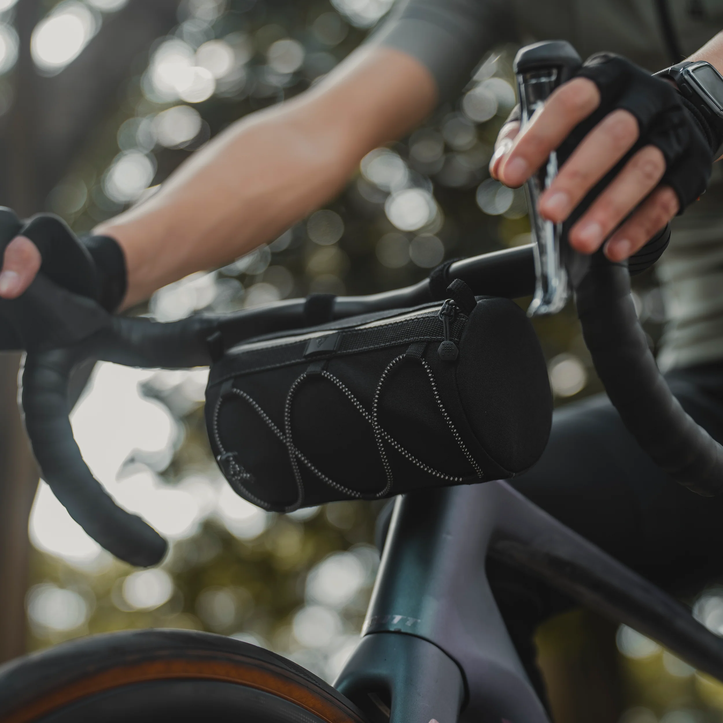 Topeak Tubular BarBag Slim Black - Image 4