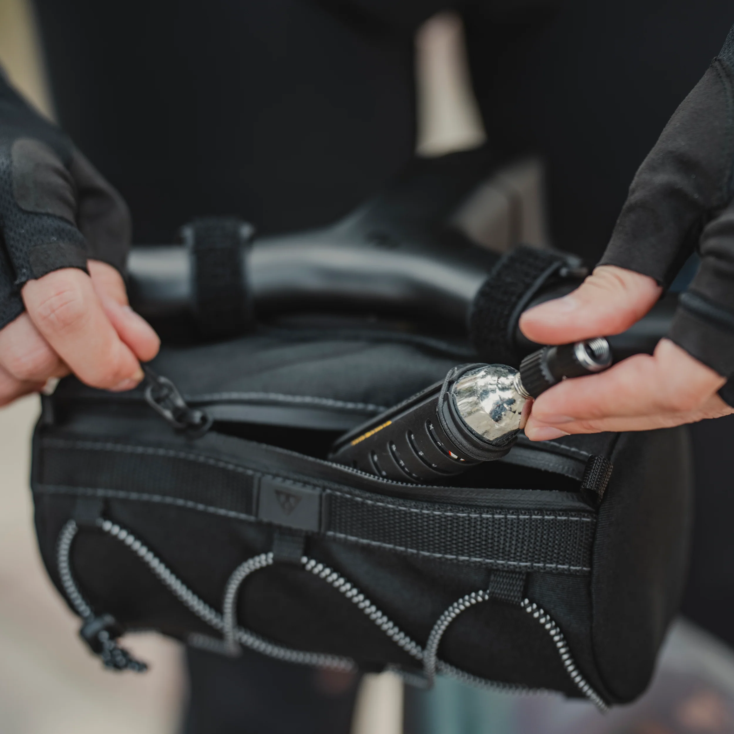 Topeak Tubular BarBag Slim Black - Image 5