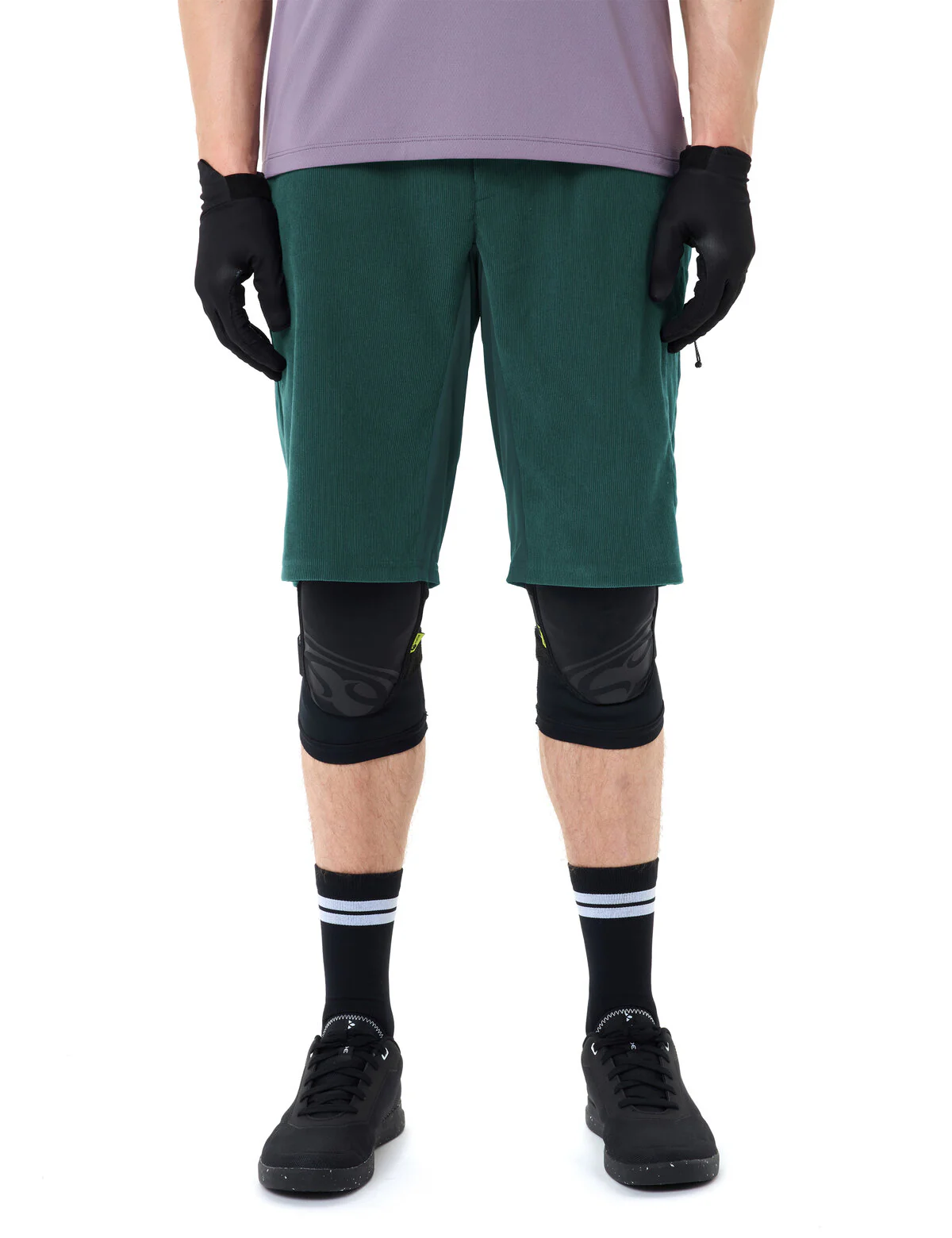 VAUDE Men's Loamer Base Cord Shorts deep pond - Image 6